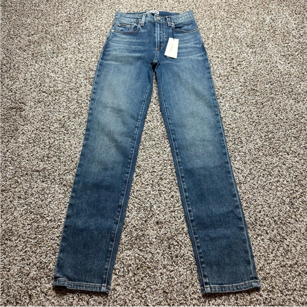 Le Jean Mid Rise Vivie Slim in Cora Wash size 24 NWT
